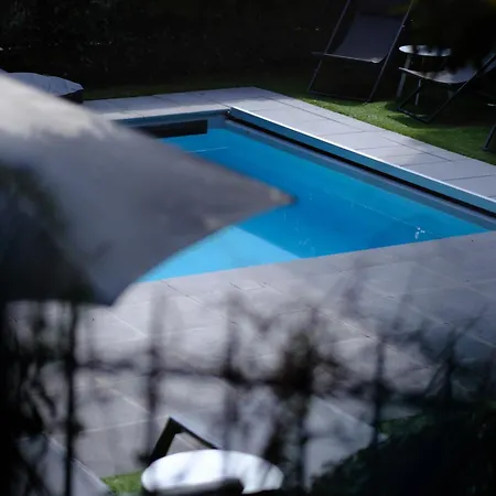 Le Stanze Del & Pool Guest house