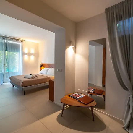 Le Stanze Del & Pool 4* Como