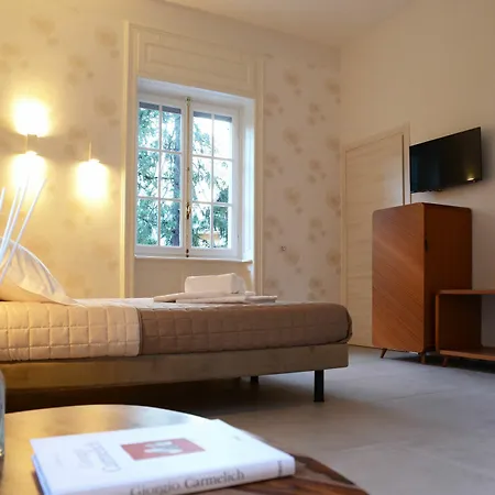 Guest house Le Stanze Del & Pool Como