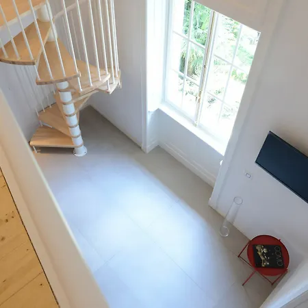 Le Stanze Del & Pool Guest house