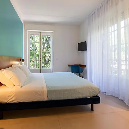 Le Stanze Del & Pool Guest house 4*