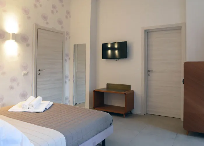 Le Stanze Del & Pool 4*